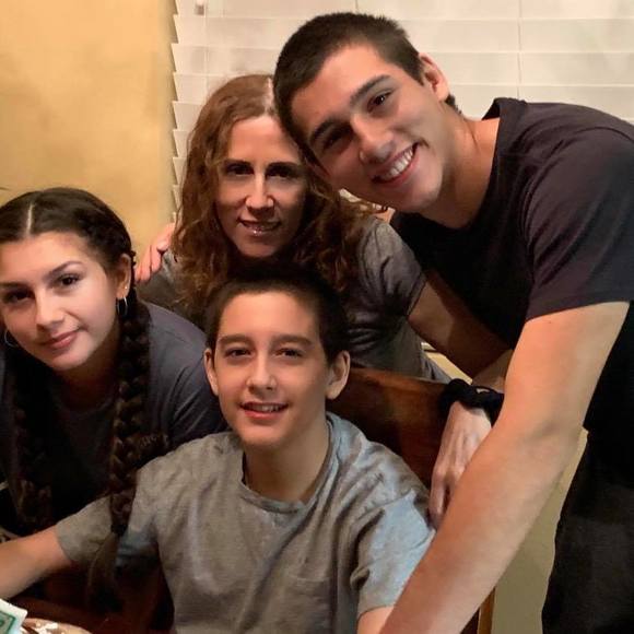 Meet your Posher, Maryluz - Picture 1 of 1